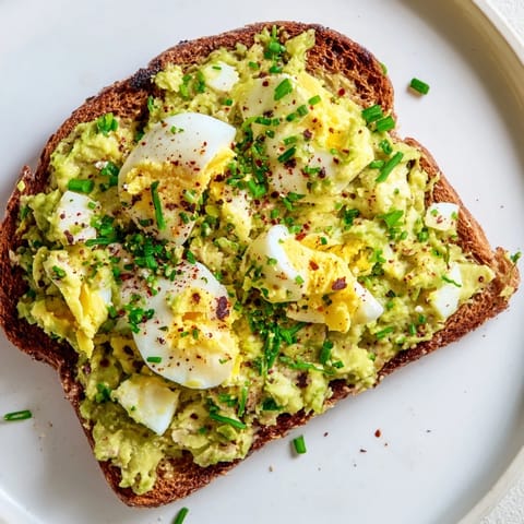 Avocado Egg Smash Toast